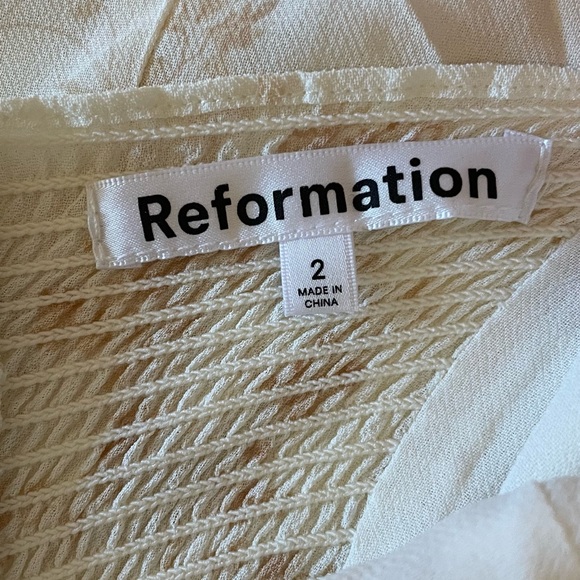 Reformation kourtney dress   in RISO - Picture 7 of 11